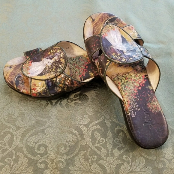 Icon | Wearable Art Sandals- Impressionist - Picture 4 of 6